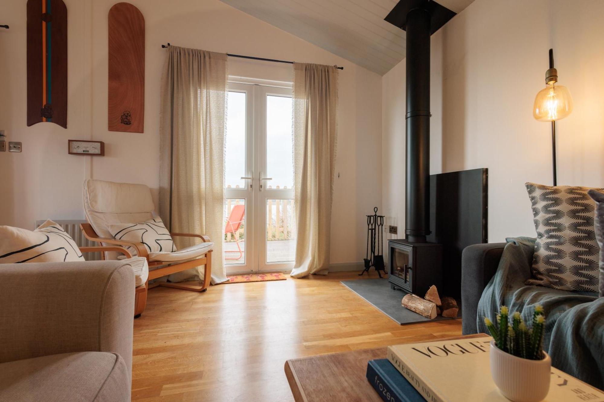 크리스트처치 The Retreat, Waterfront & Log Burner 빌라 외부 사진